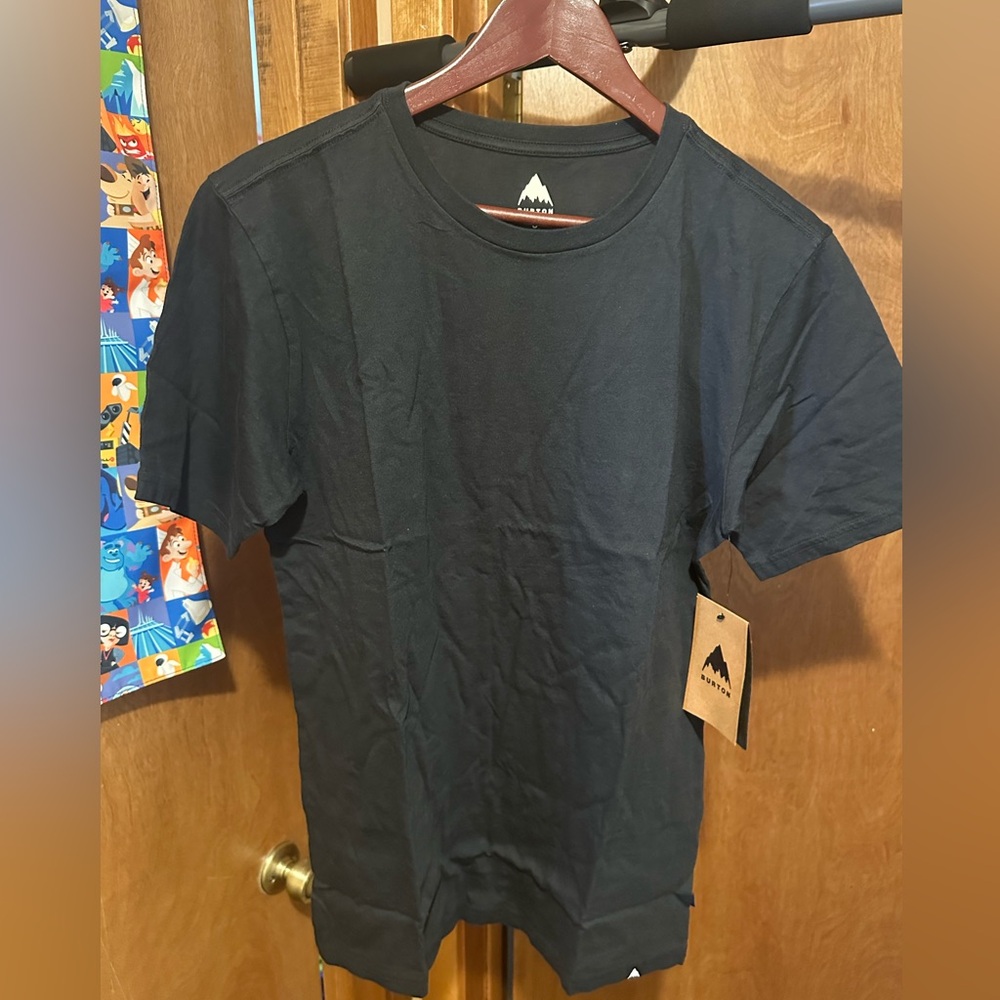 Burton Classic T. Small brand new